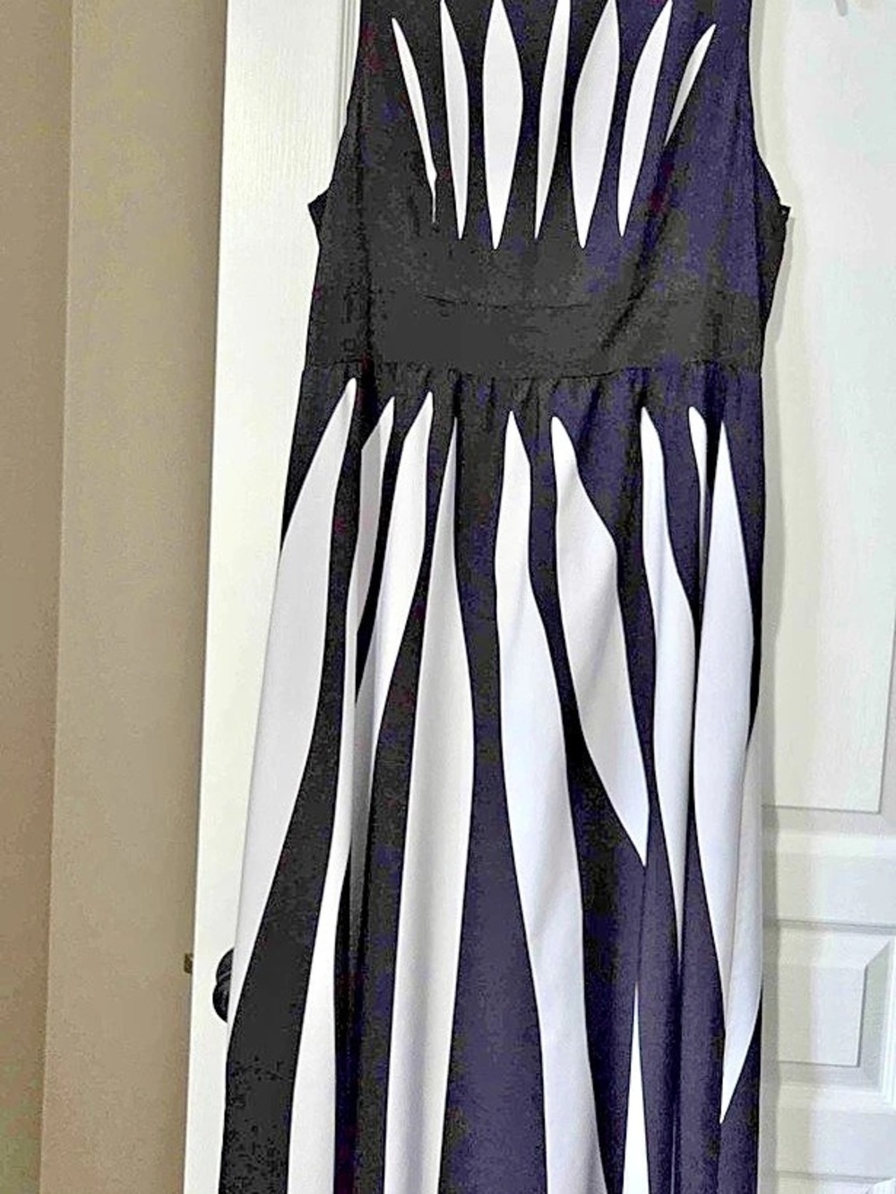Black & White Geometric Maxi Dress Halloween Cruella